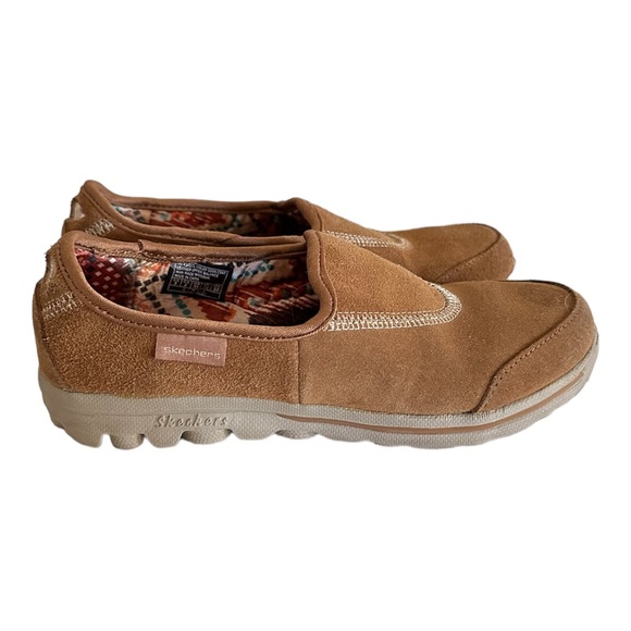 Sketchers Go Walk Sneakers‎ size 3 - Picture 1 of 7